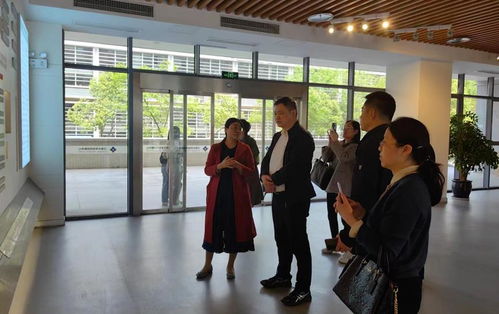 北京邮电大学副校长张建华一行来校调研交流 加强继续教育领域合作